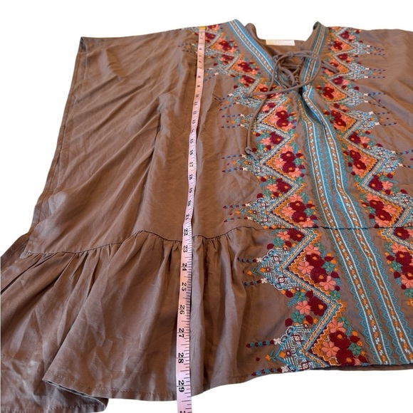 Tan Embroidered Lace Up Ruffle Bottom Boxy Batwing Top Cover Up Size S Boutique - Picture 7 of 15